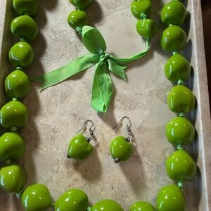 Green Bead Necklace & Earrings Set - Women's Jewelry